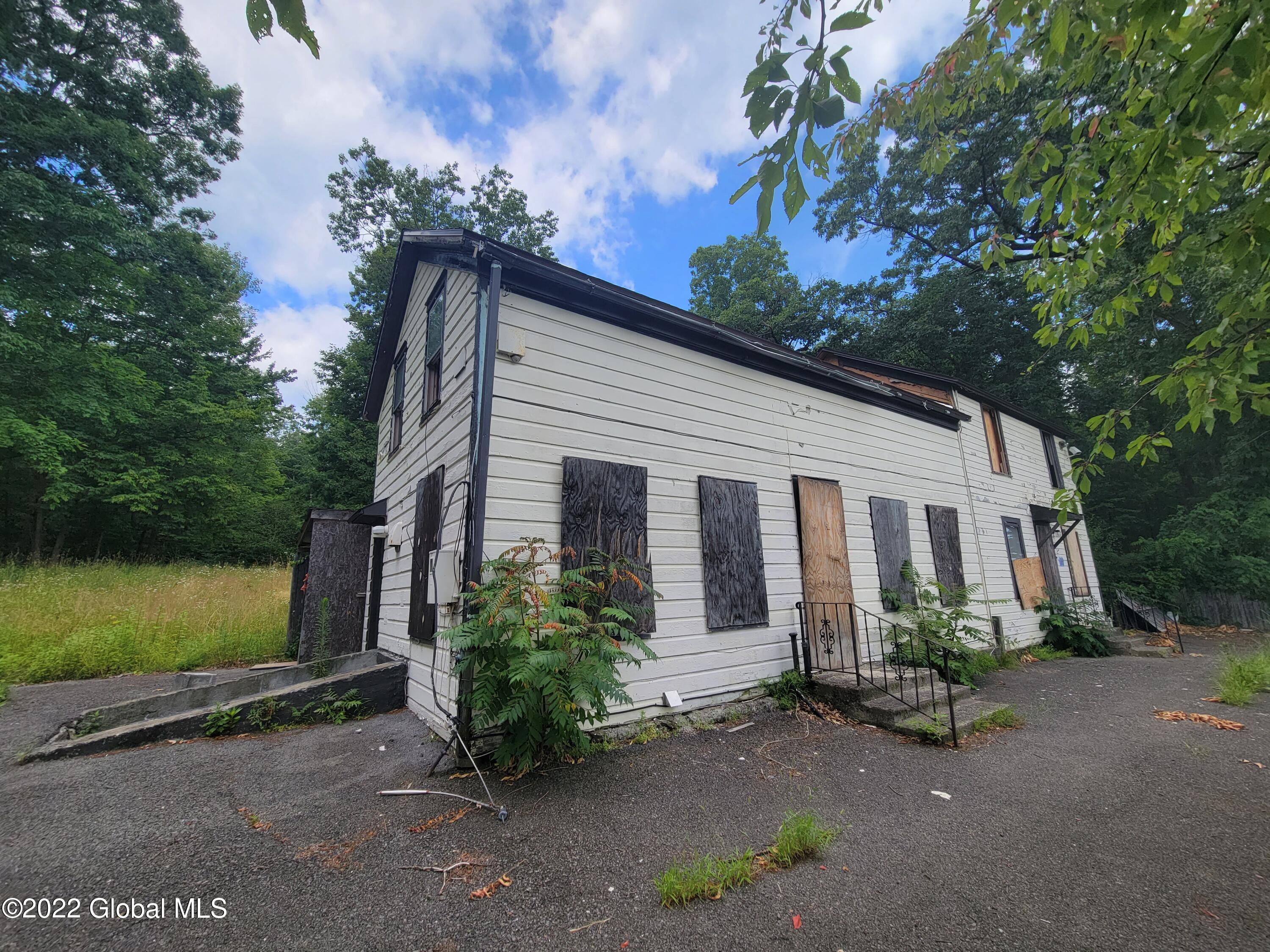 9071 Route 9w Athens NY 12015