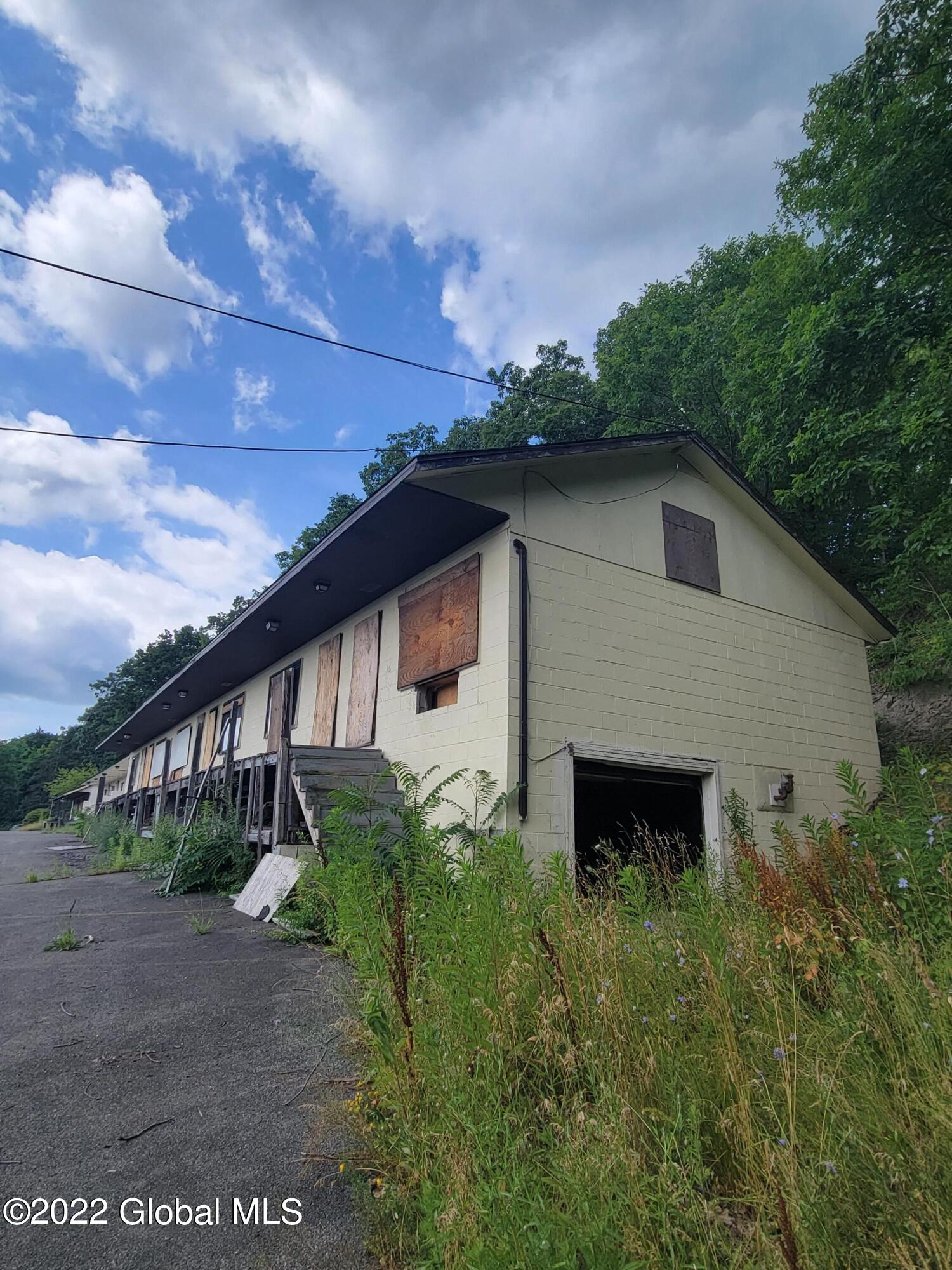 9071 Route 9w Athens NY 12015