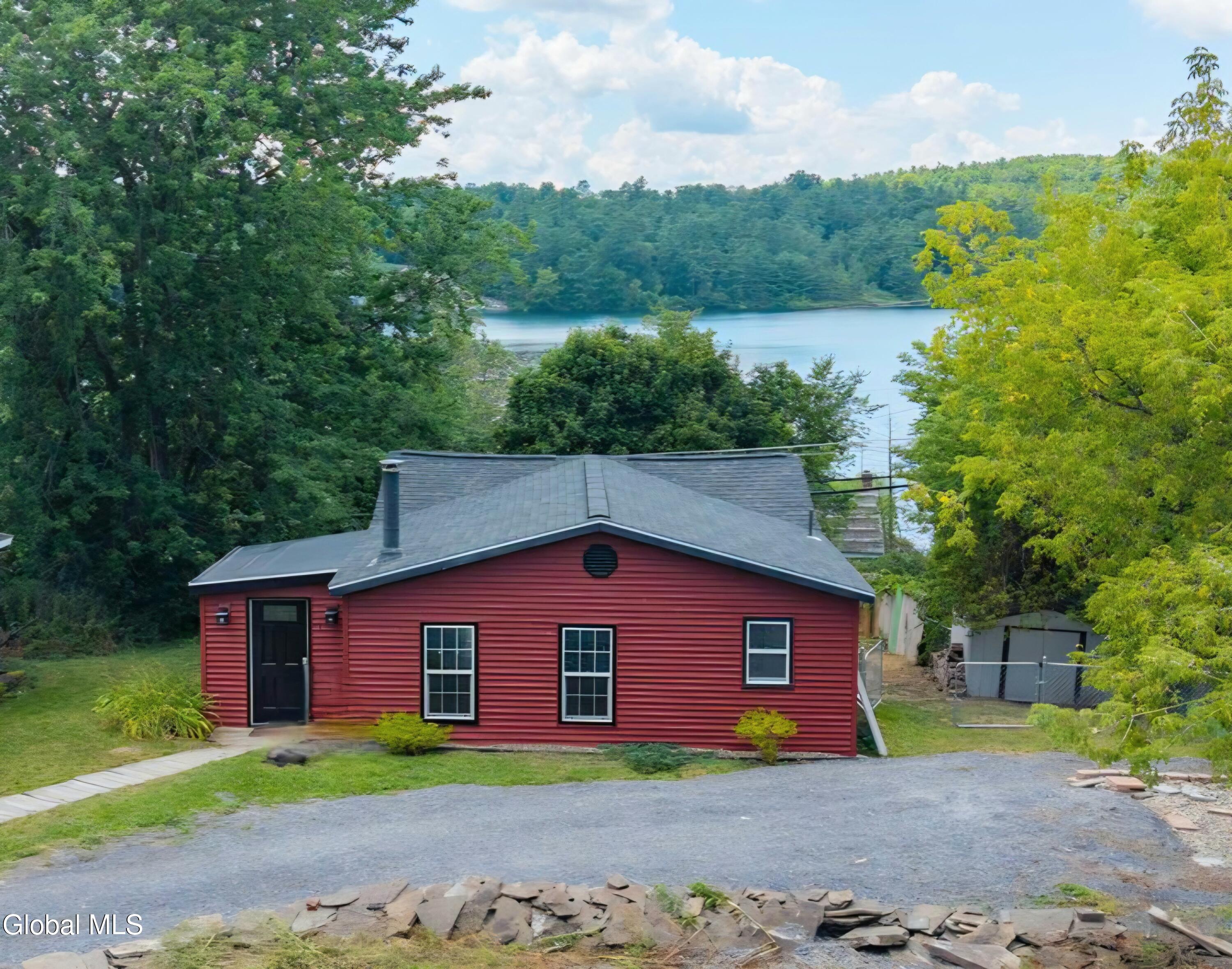 7 Mox Lane East Berne NY 12059