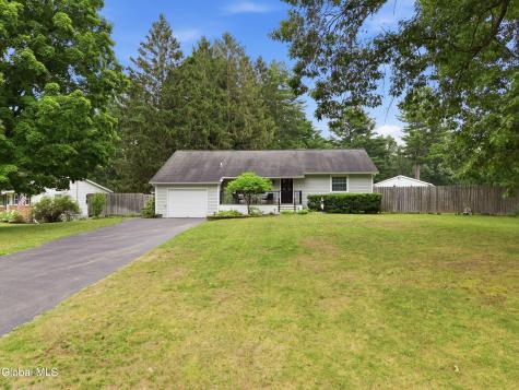 3 Vichy Drive Ballston Spa NY 12020