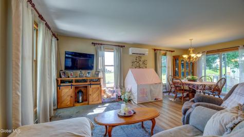 391 Sager Road Amsterdam NY 12010
