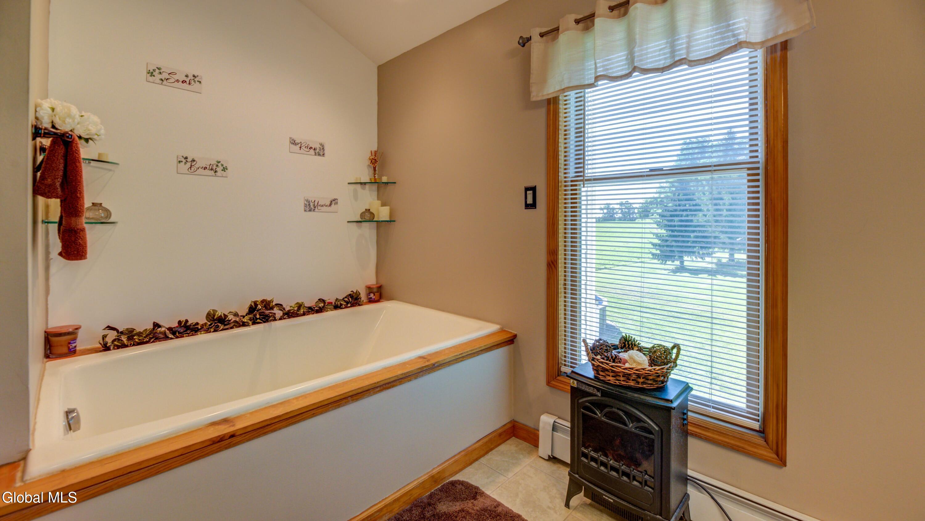 391 Sager Road Amsterdam NY 12010