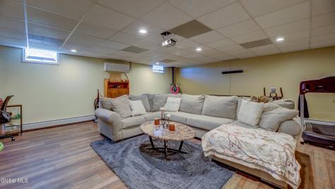 391 Sager Road Amsterdam NY 12010