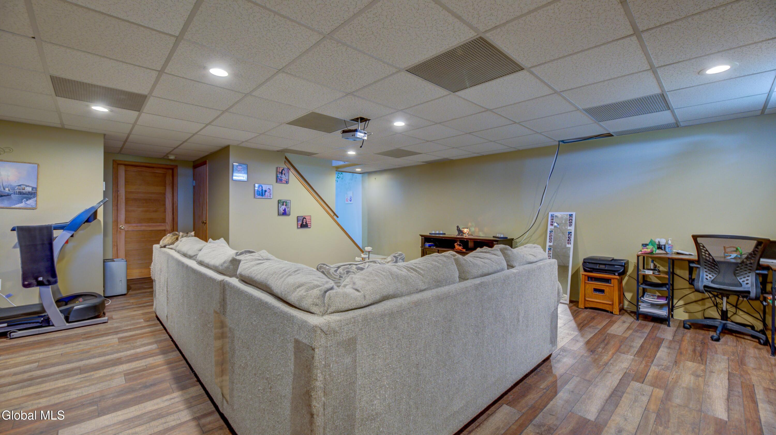 391 Sager Road Amsterdam NY 12010