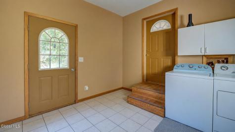 391 Sager Road Amsterdam NY 12010