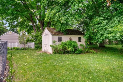 11 Sparton Lane Ballston Lake NY 12019