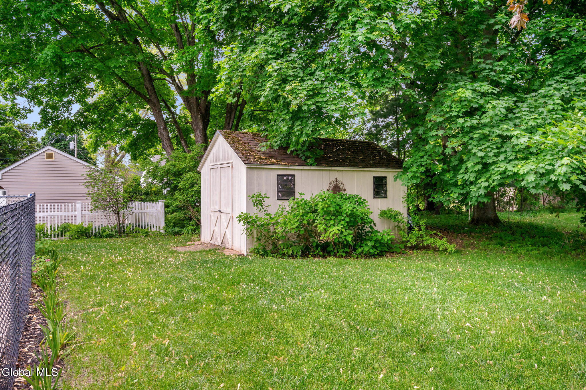 11 Sparton Lane Ballston Lake NY 12019