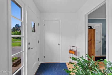 11 Sparton Lane Ballston Lake NY 12019