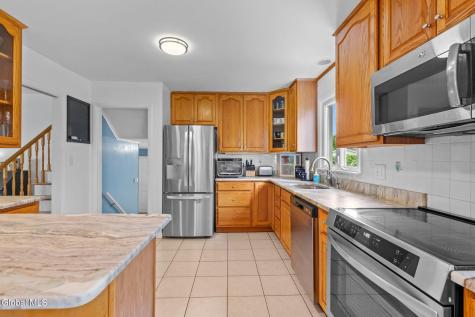 11 Sparton Lane Ballston Lake NY 12019