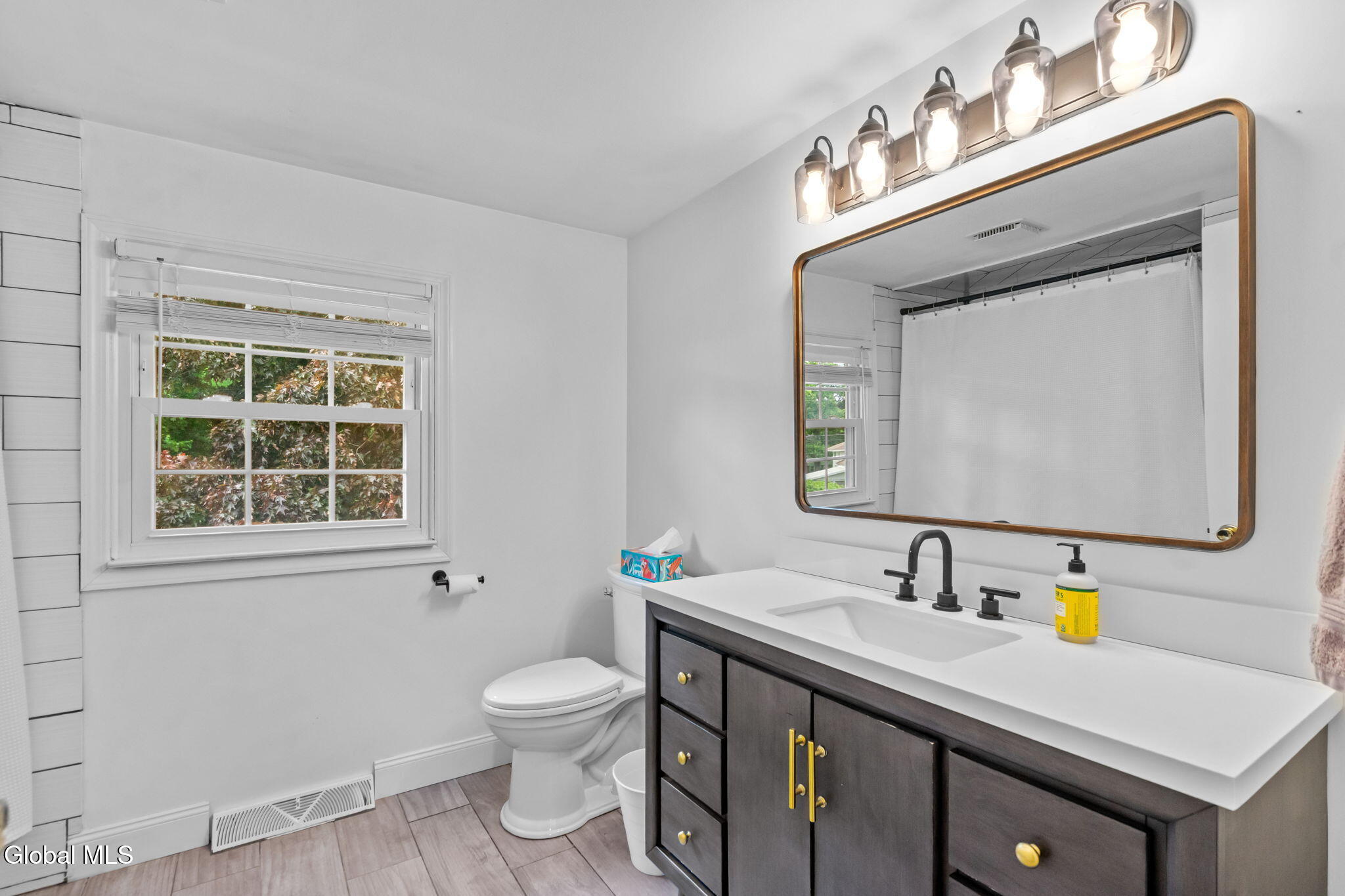 11 Sparton Lane Ballston Lake NY 12019