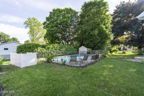 11 Sparton Lane Ballston Lake NY 12019