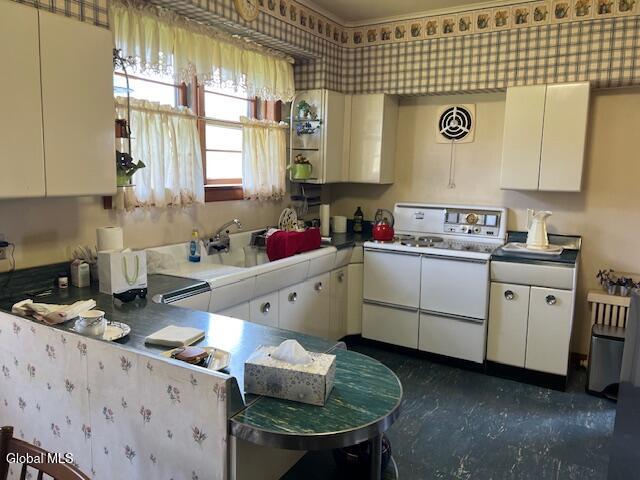 2144 Foster Avenue Schenectady NY 12308