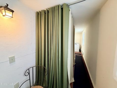 15 Henrietta Street Amsterdam NY 12010