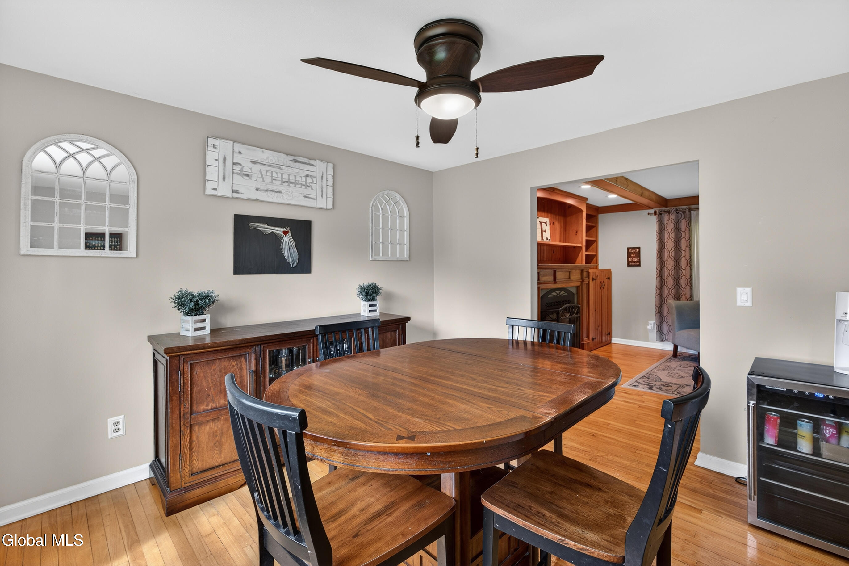 4 Concord Road Glenmont NY 12077