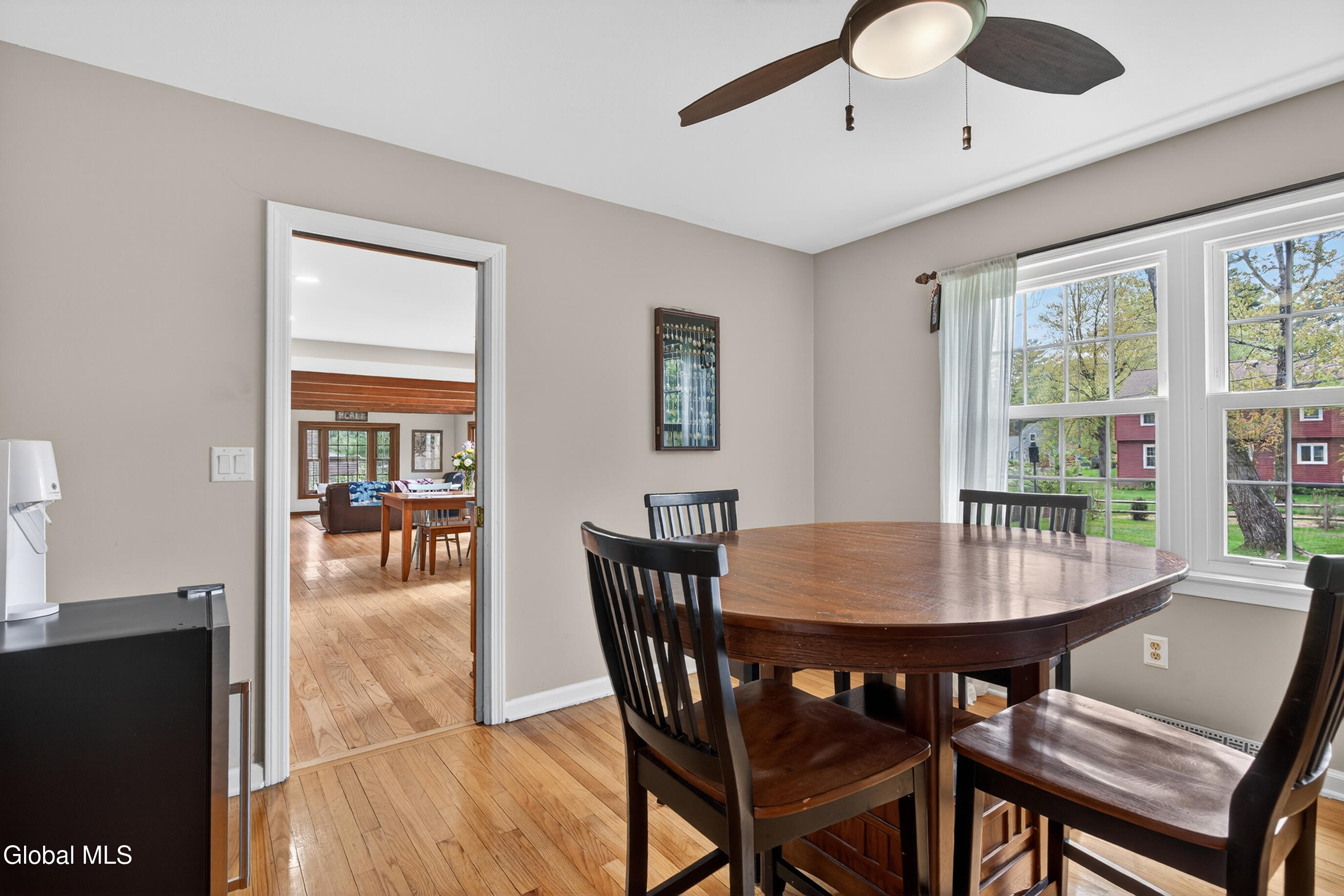 4 Concord Road Glenmont NY 12077
