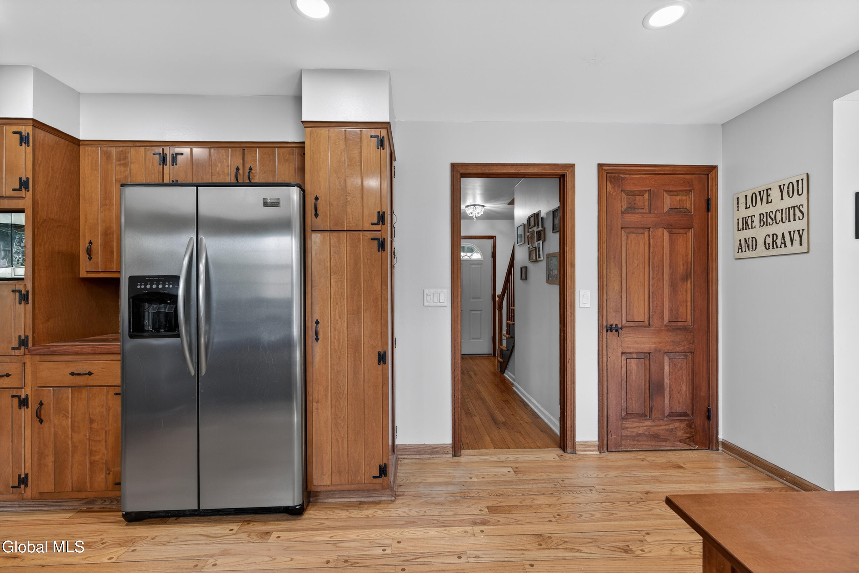 4 Concord Road Glenmont NY 12077