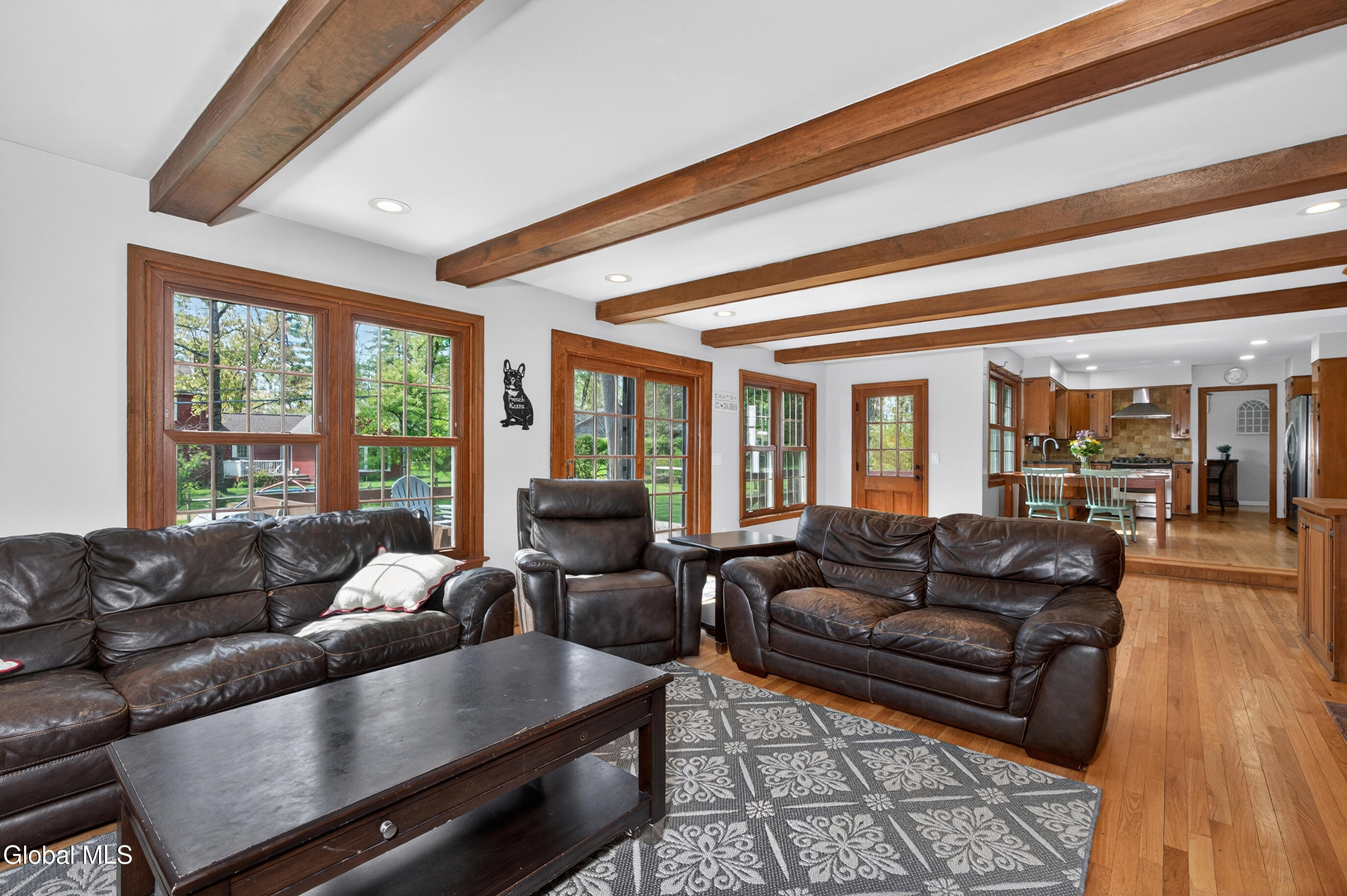 4 Concord Road Glenmont NY 12077