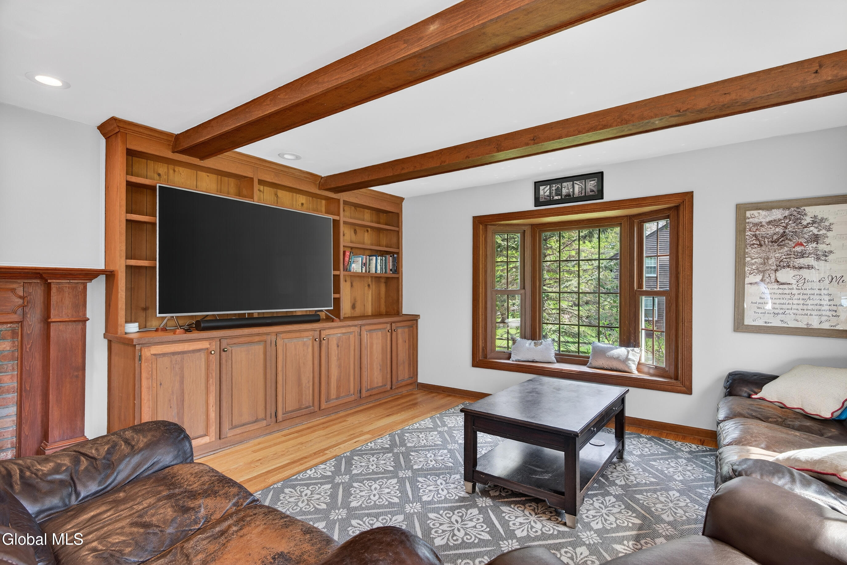4 Concord Road Glenmont NY 12077