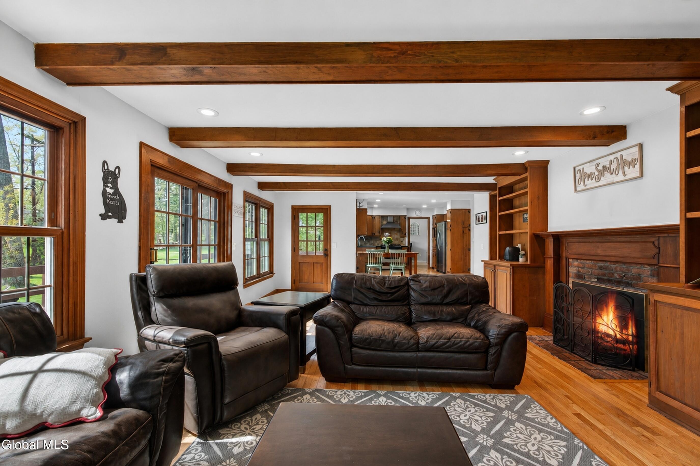 4 Concord Road Glenmont NY 12077