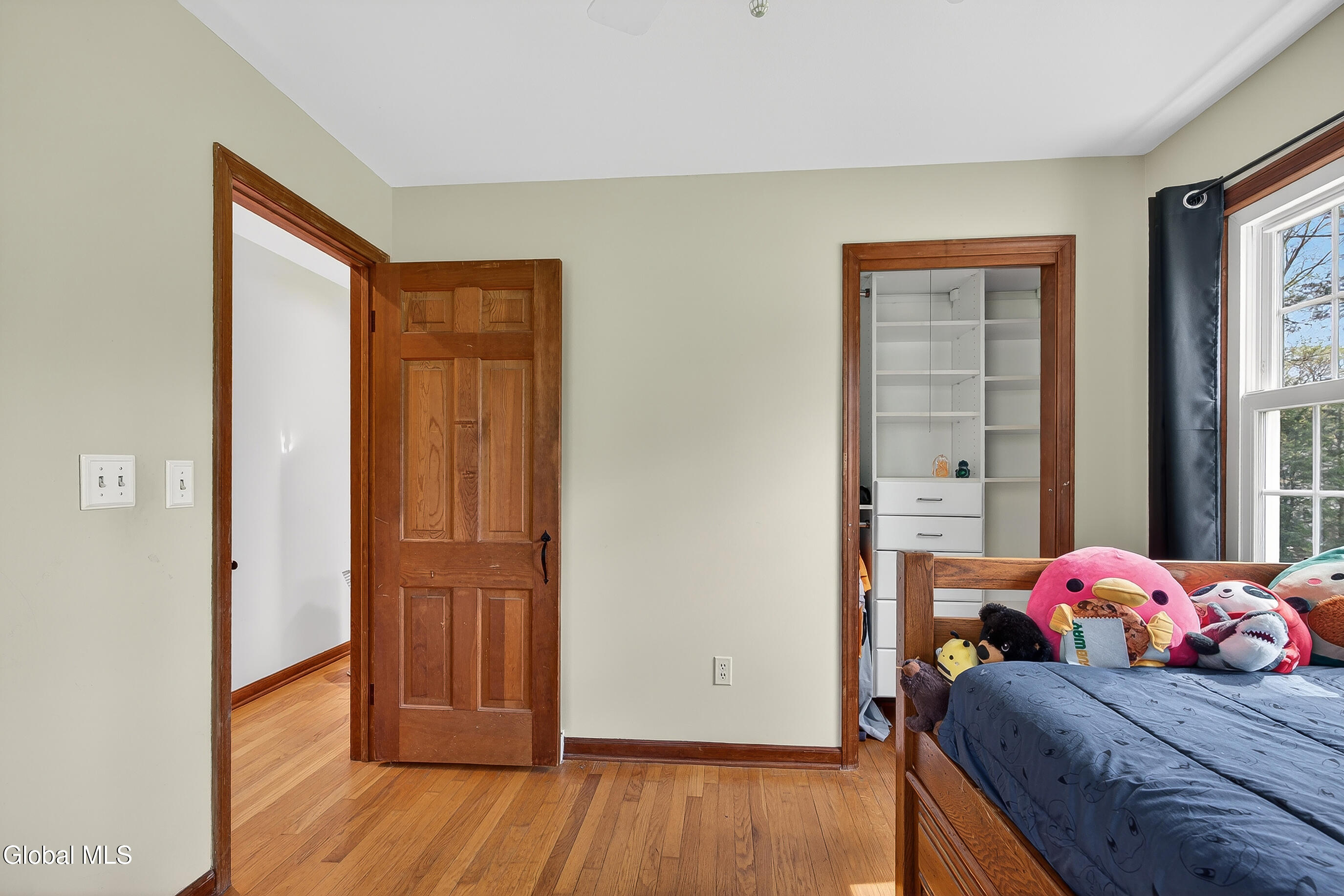 4 Concord Road Glenmont NY 12077