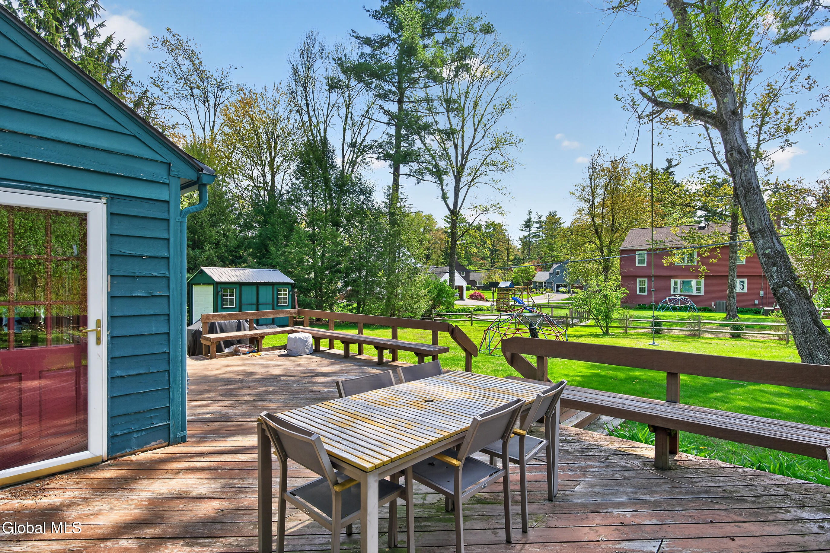 4 Concord Road Glenmont NY 12077