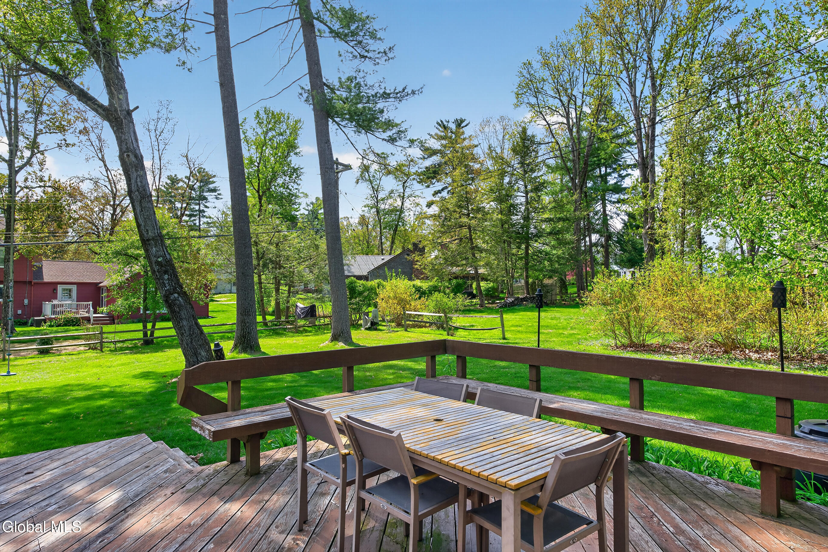 4 Concord Road Glenmont NY 12077