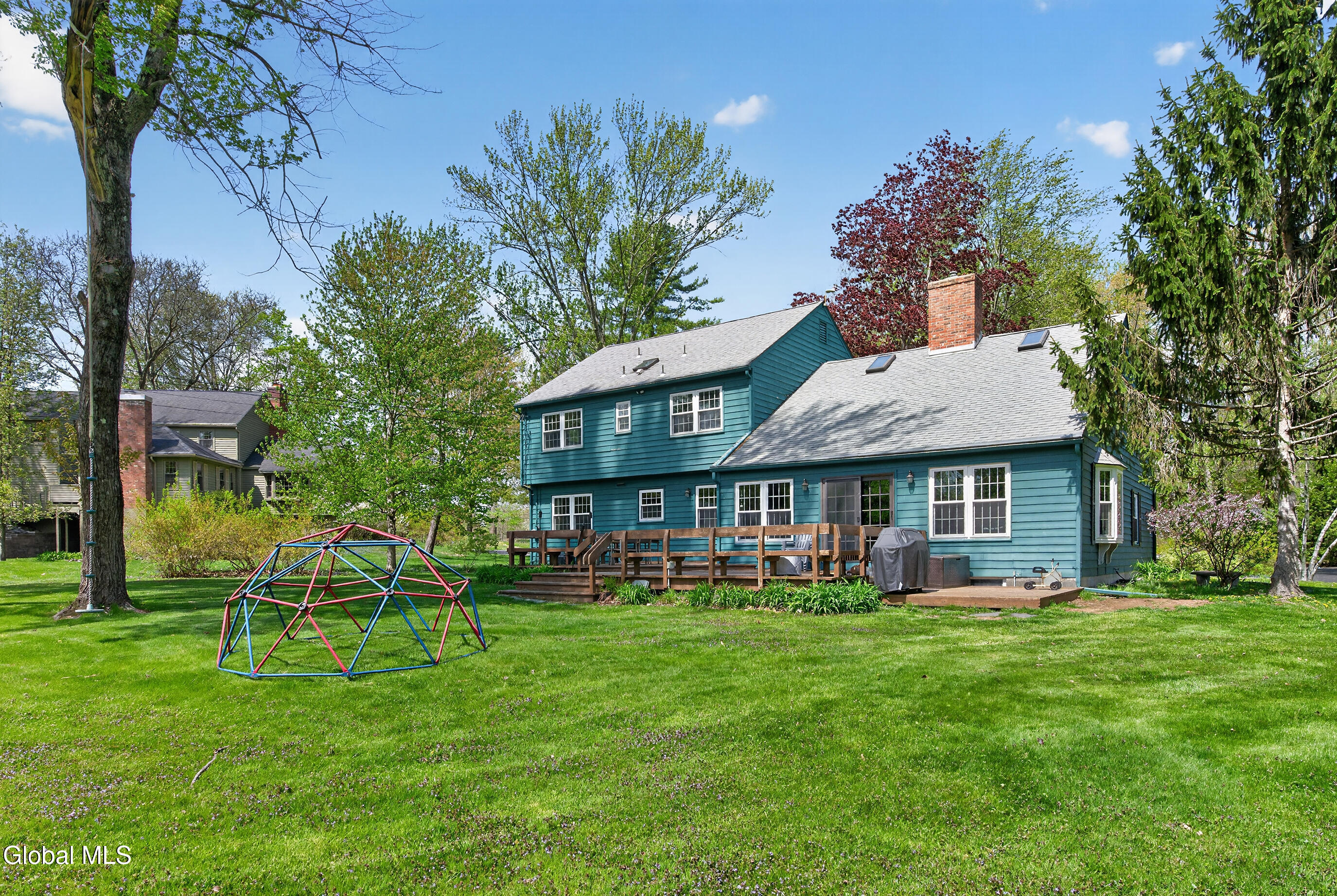 4 Concord Road Glenmont NY 12077