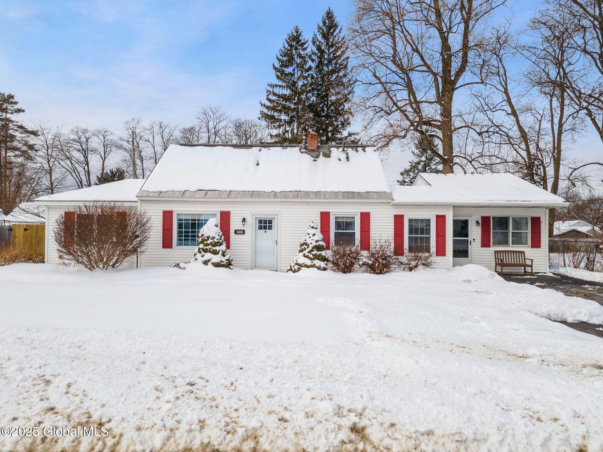 1008 Roberta Road Schenectady NY 12303