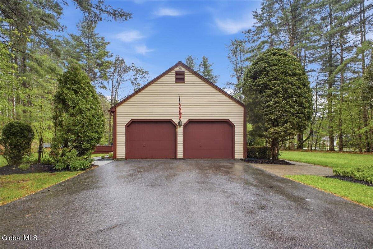 18 Revere Road Queensbury NY 12804