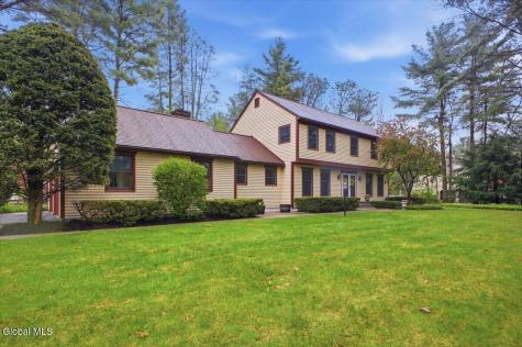 18 Revere Road Queensbury NY 12804