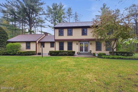 18 Revere Road Queensbury NY 12804