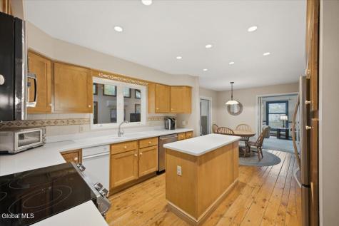 18 Revere Road Queensbury NY 12804