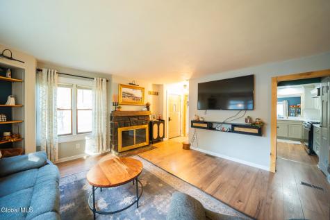 196 Meadowbrook Road Queensbury NY 12804