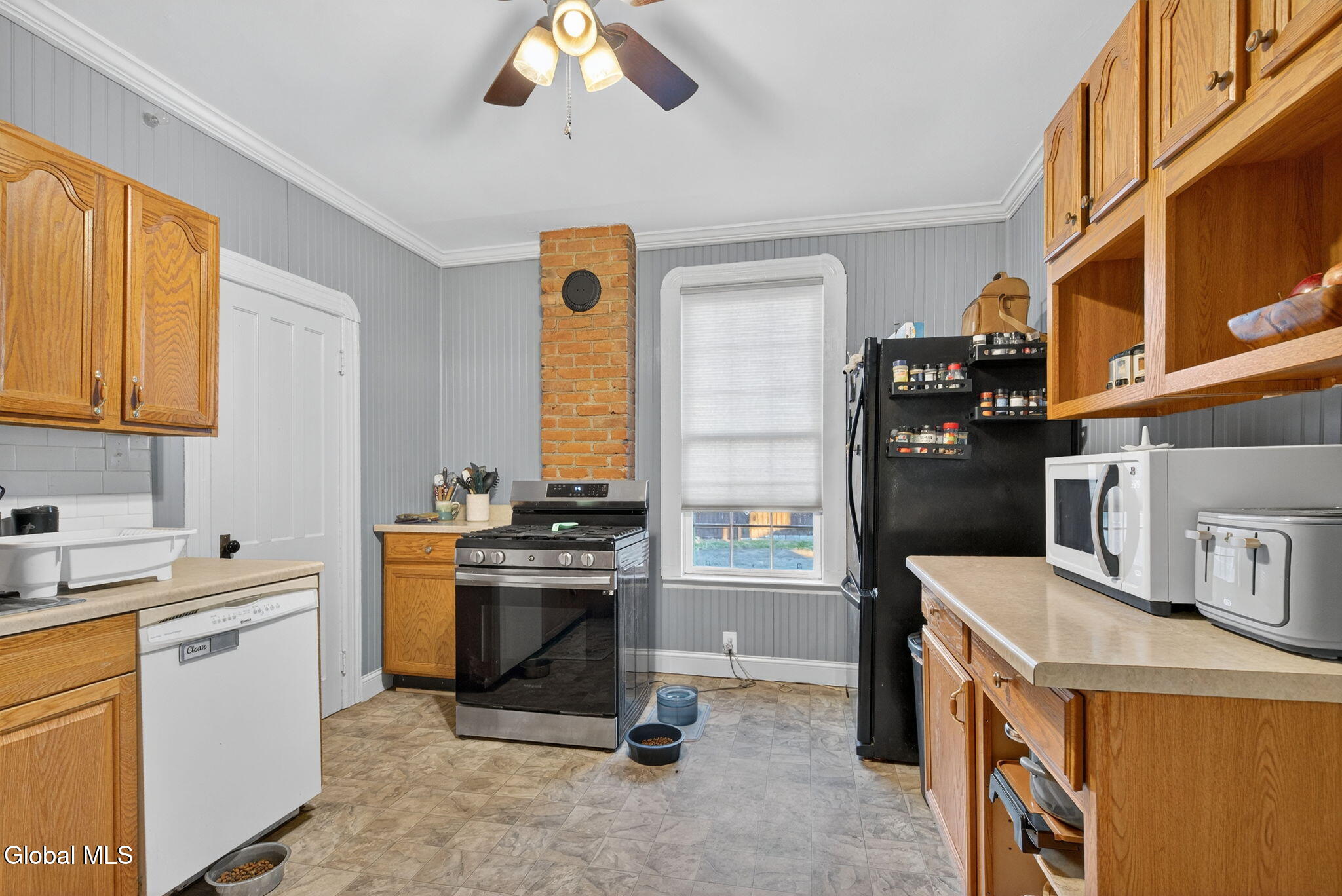 54 Vley Road Scotia NY 12302