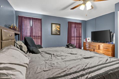 54 Vley Road Scotia NY 12302