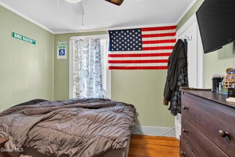 54 Vley Road Scotia NY 12302