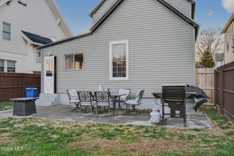 54 Vley Road Scotia NY 12302