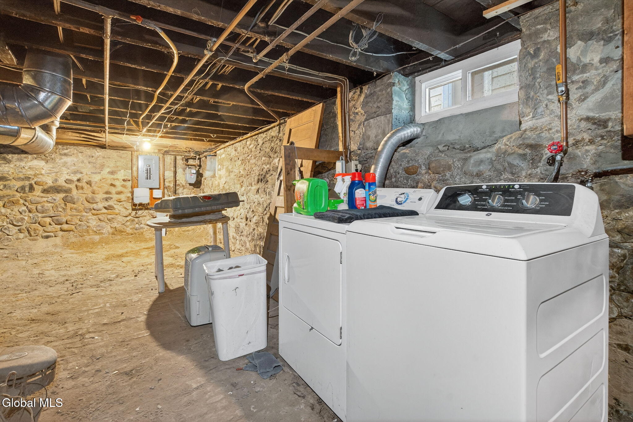54 Vley Road Scotia NY 12302