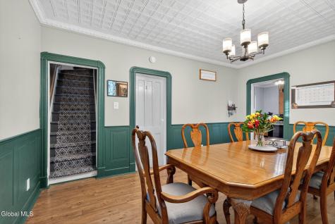 54 Vley Road Scotia NY 12302