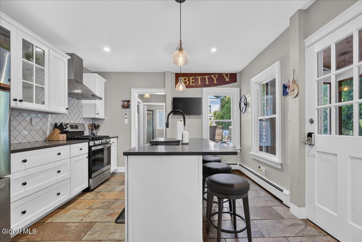 12 Van Dorn Street Saratoga Springs NY 12866