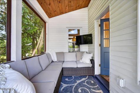 12 Van Dorn Street Saratoga Springs NY 12866