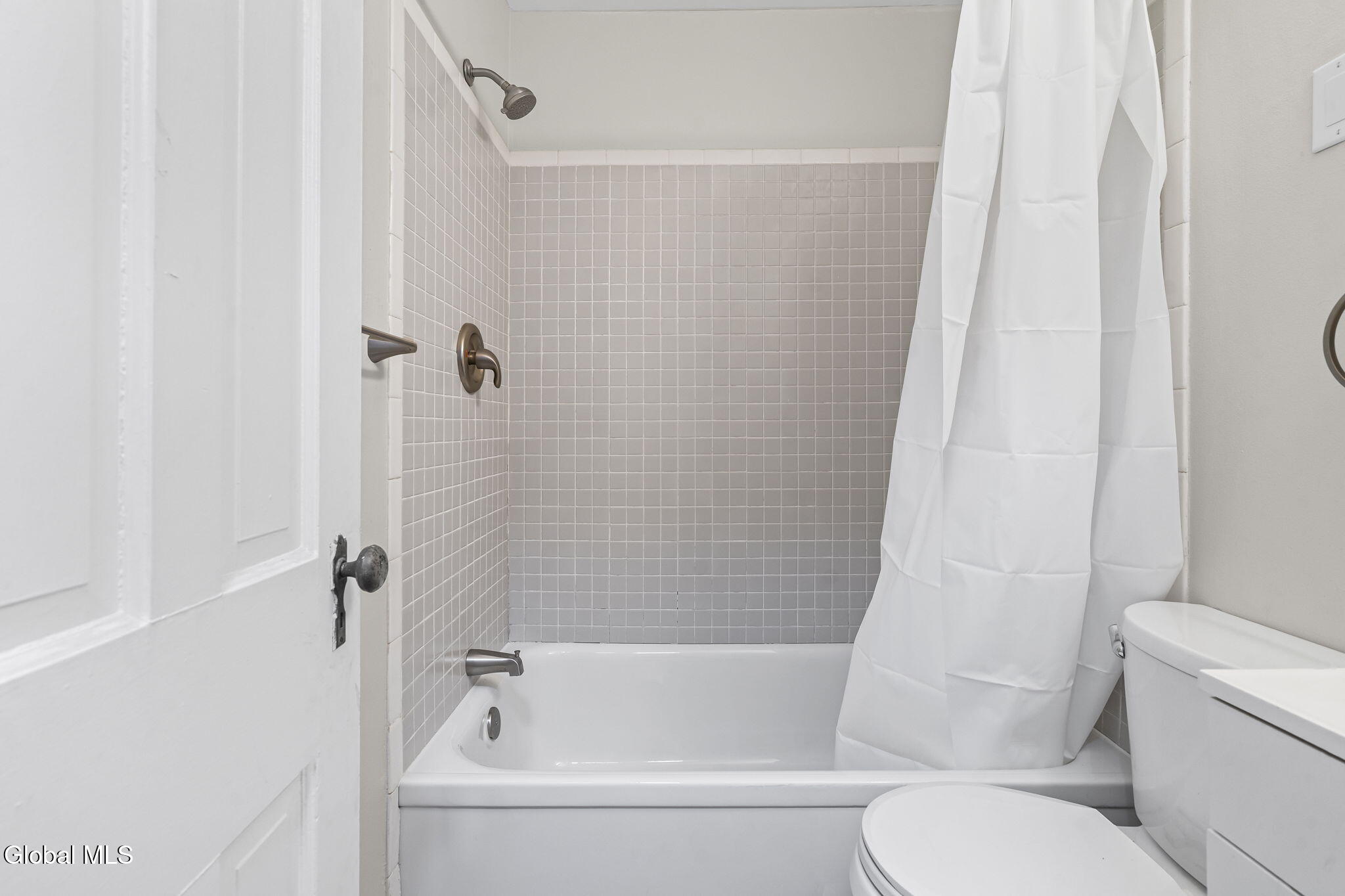 2 Maple Terrace Delmar NY 12054