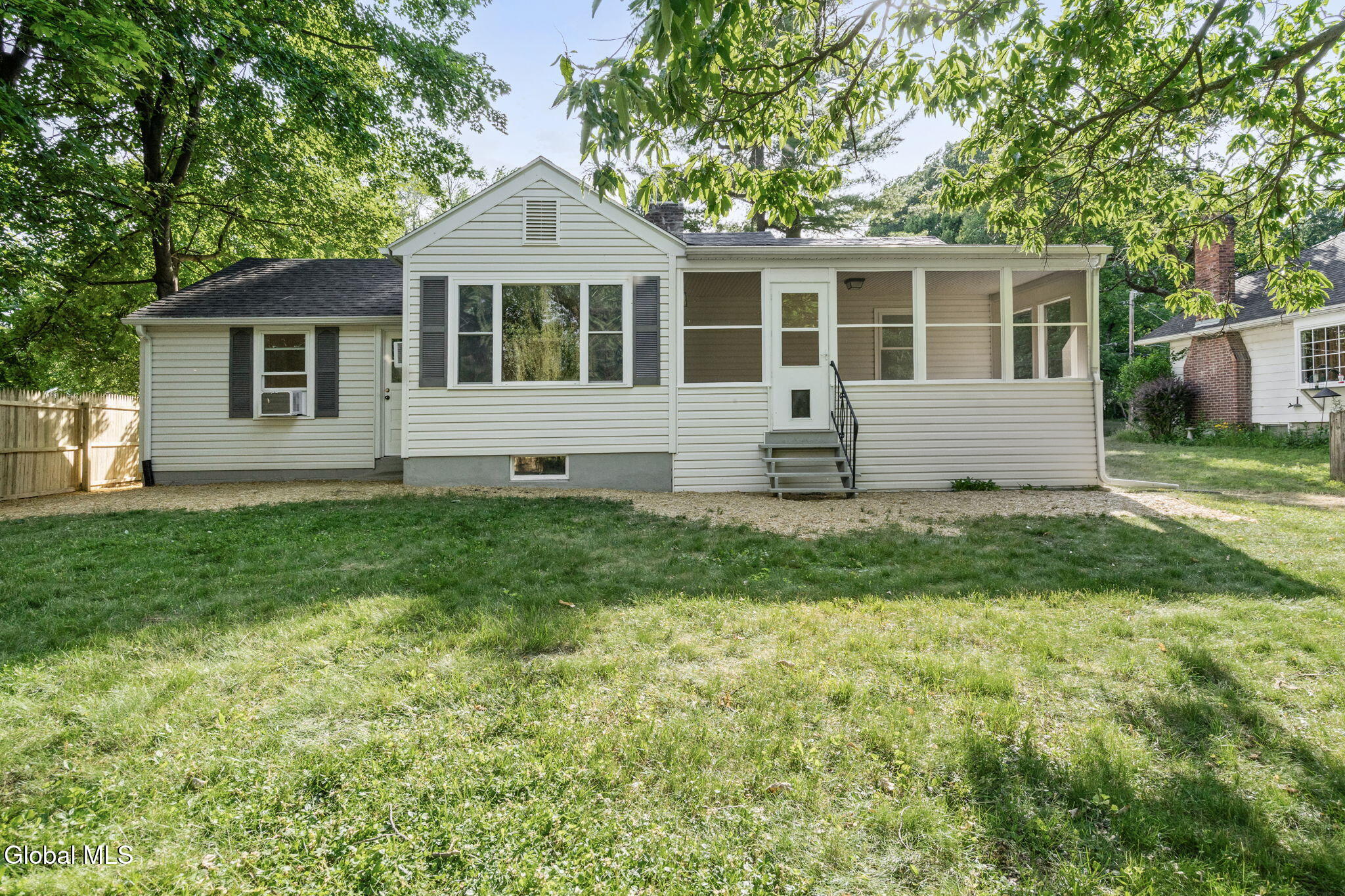 2 Maple Terrace Delmar NY 12054