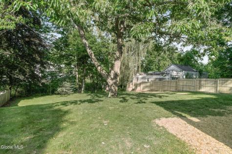 2 Maple Terrace Delmar NY 12054