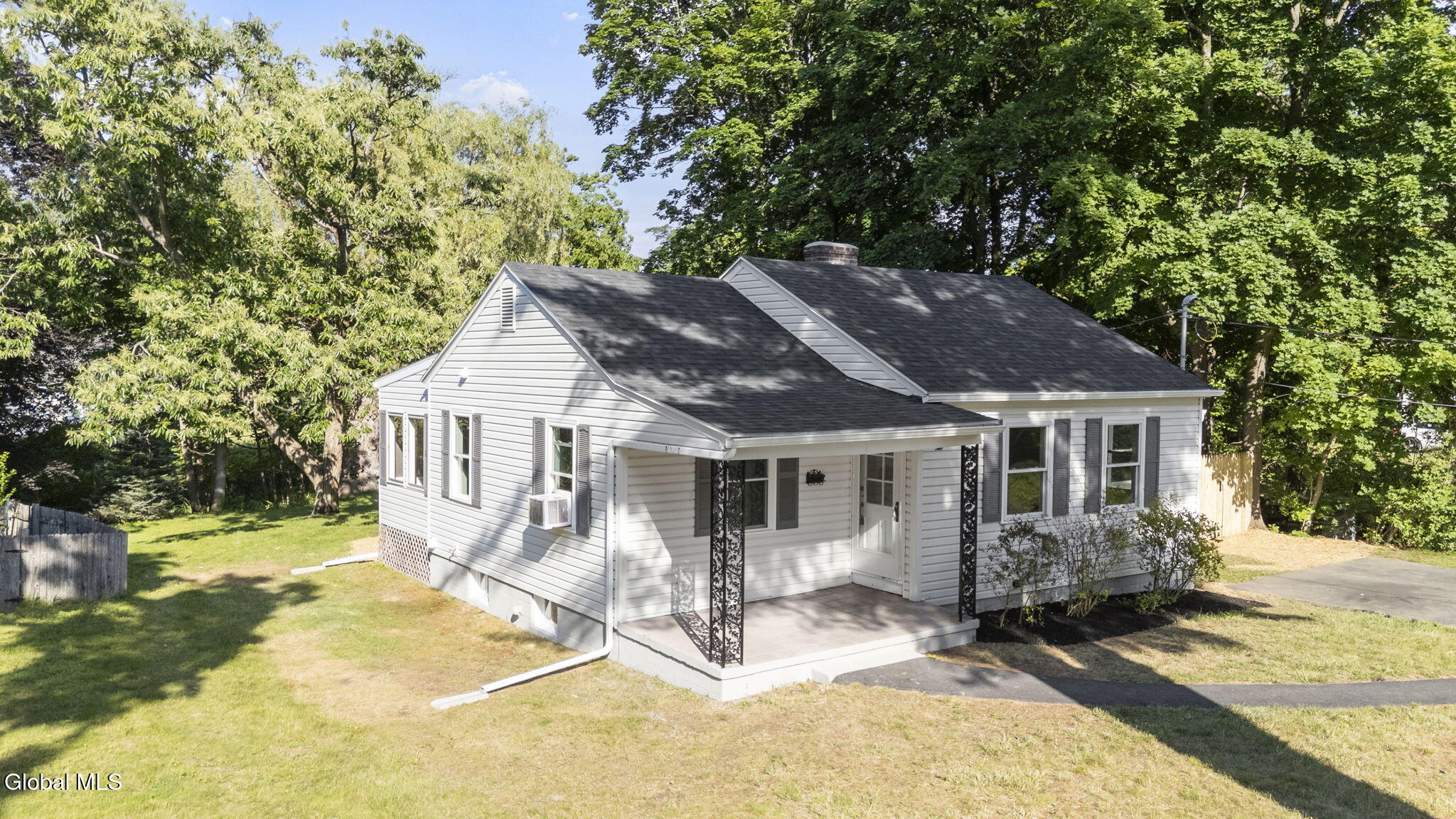 2 Maple Terrace Delmar NY 12054