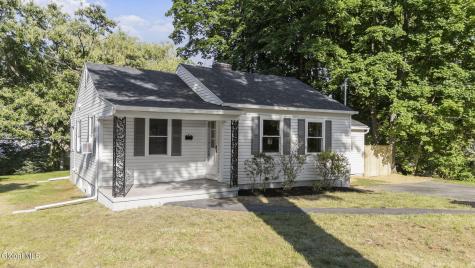 2 Maple Terrace Delmar NY 12054