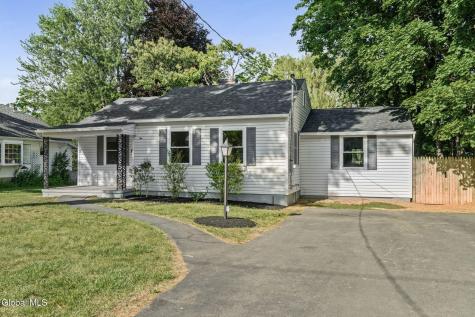 2 Maple Terrace Delmar NY 12054