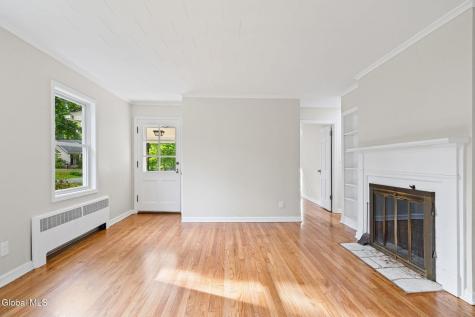 2 Maple Terrace Delmar NY 12054