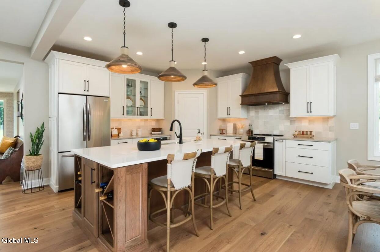 12 Scarlet Street Clifton Park NY 12065