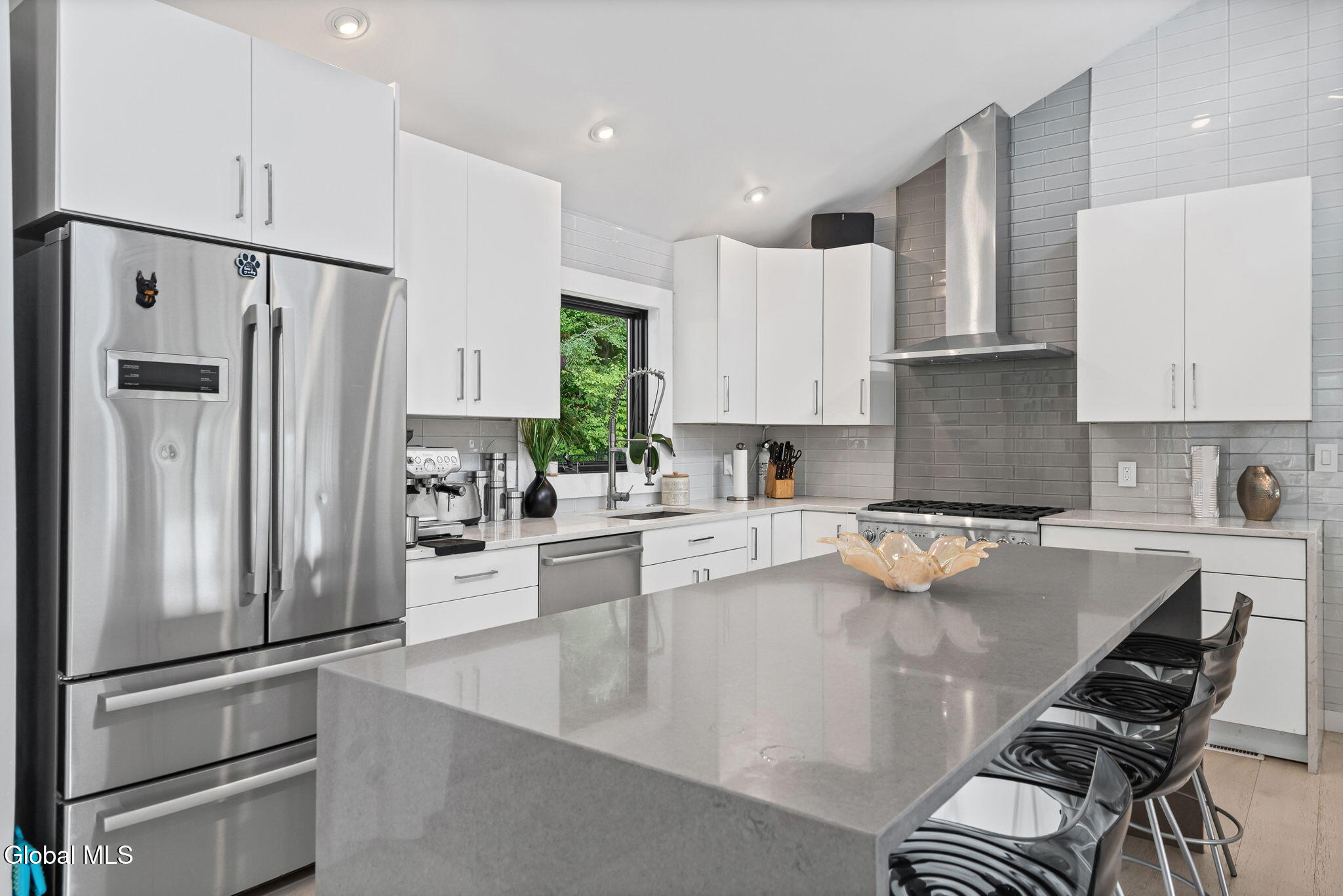 109 Wilrose Lane Troy NY 12180